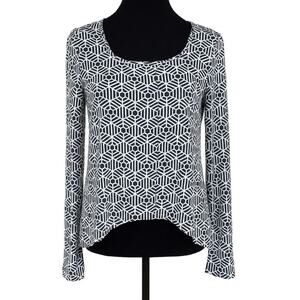 Blu Pepper Navy Geometric Cutout Back Long Sleeve Top Size Medium NWT